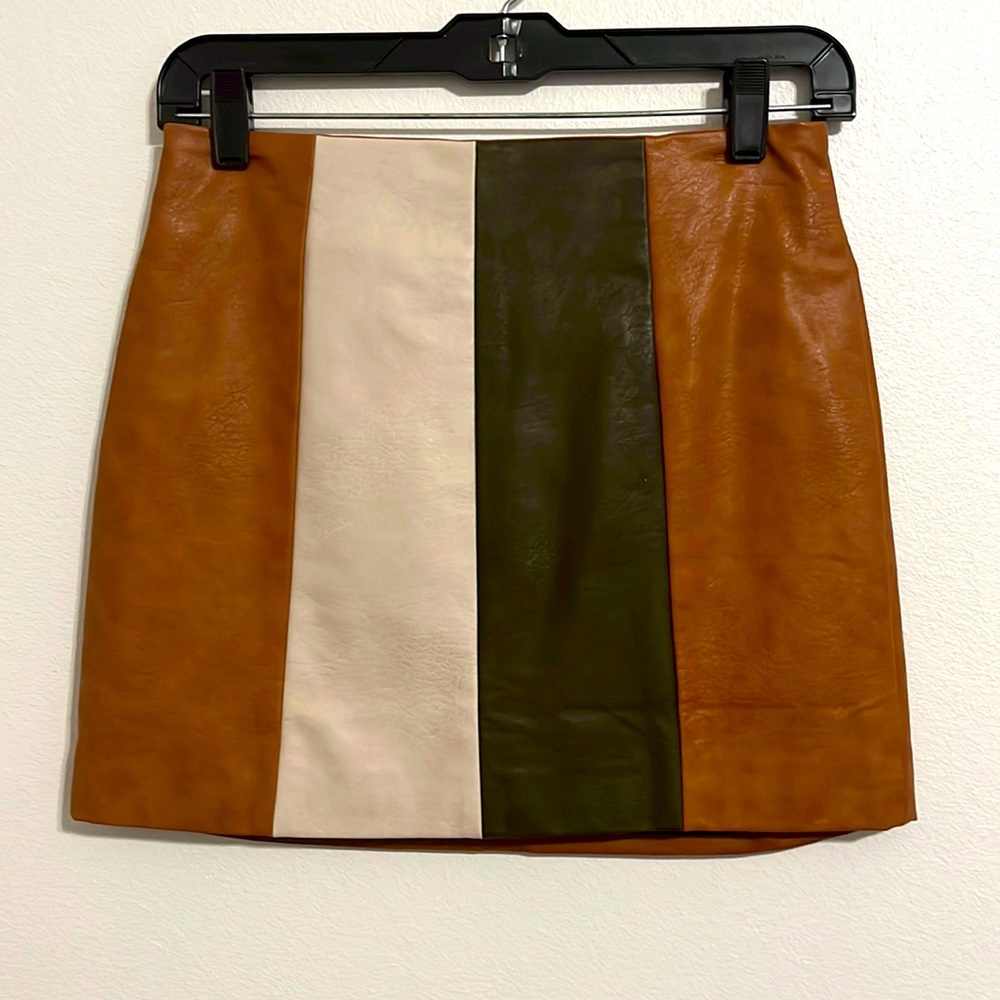 Pleather stripped mini skirt